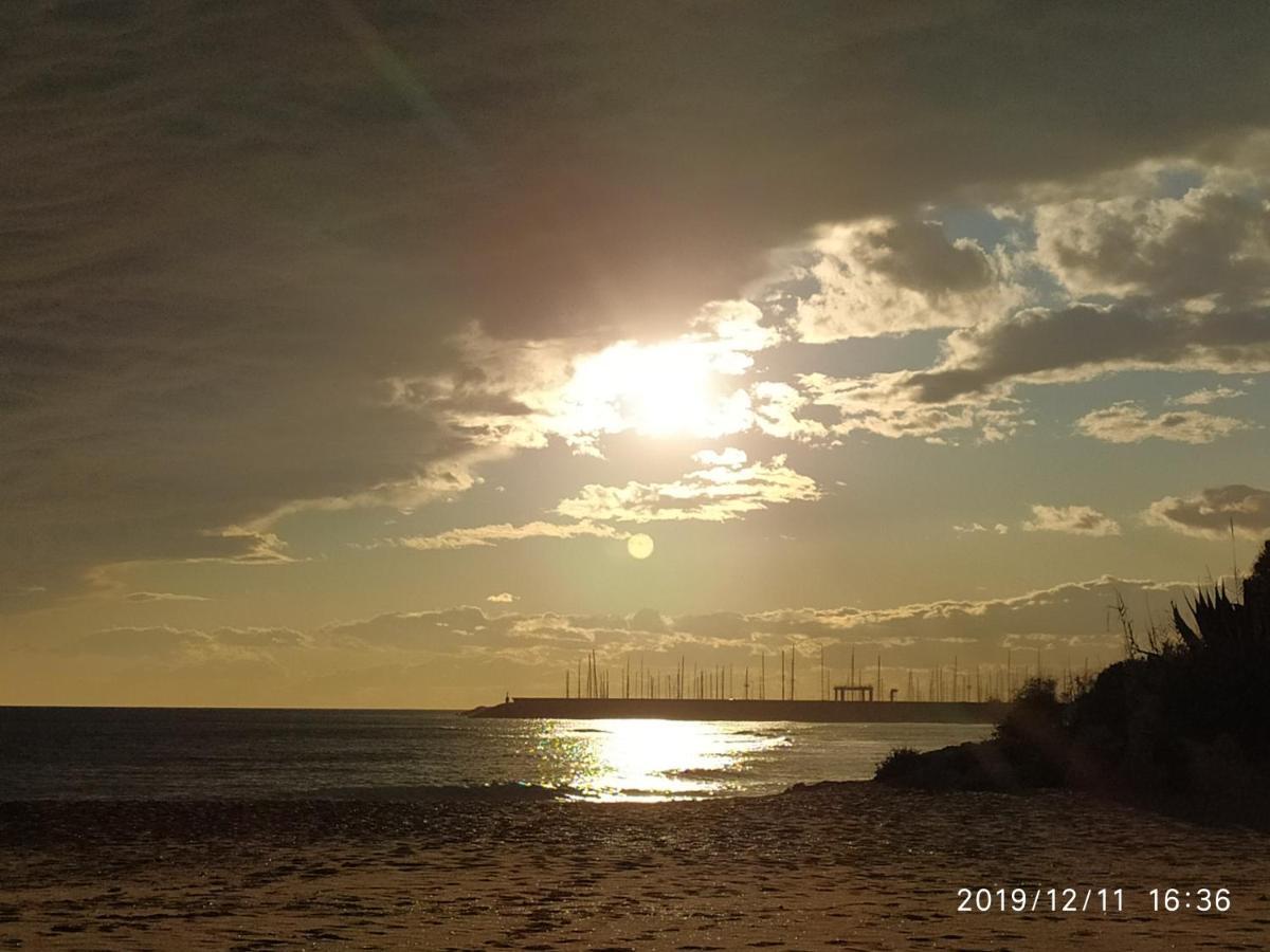 Encantador Apartamento Frente A La Playa De Bara Roda de Bará Eksteriør bilde